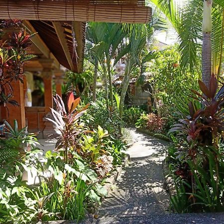Family Guest House Ubud  Ngoại thất bức ảnh