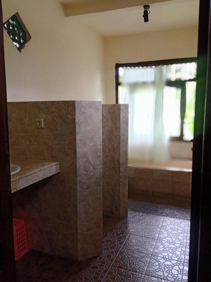 Family Guest House Ubud  Ngoại thất bức ảnh